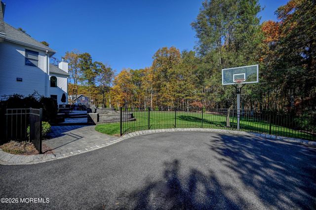 16 Molsbury Lane, Millstone, NJ 08510