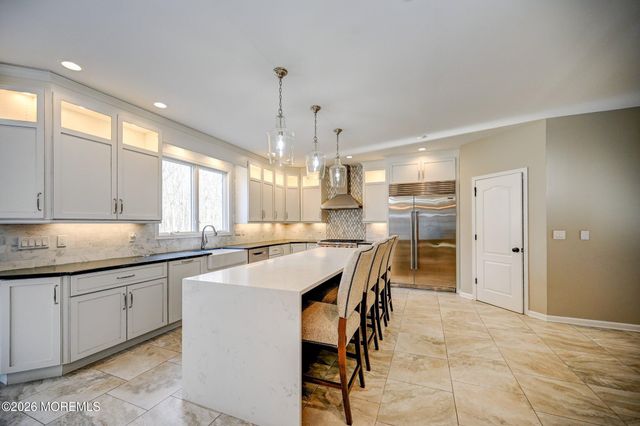 16 Molsbury Lane, Millstone, NJ 08510