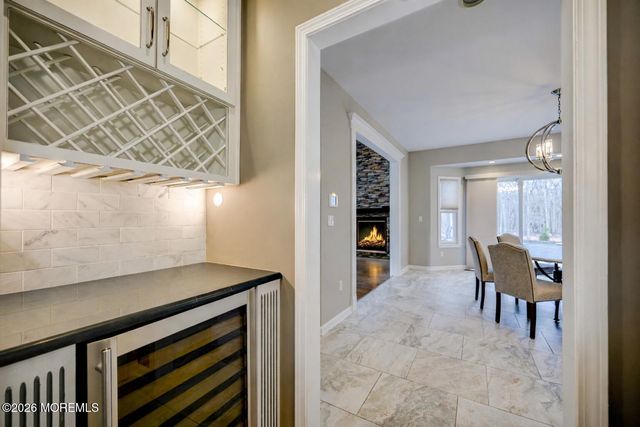 16 Molsbury Lane, Millstone, NJ 08510