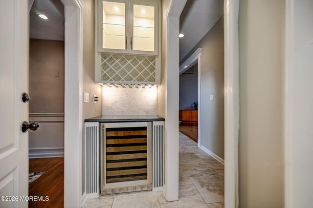 16 Molsbury Lane, Millstone, NJ 08510