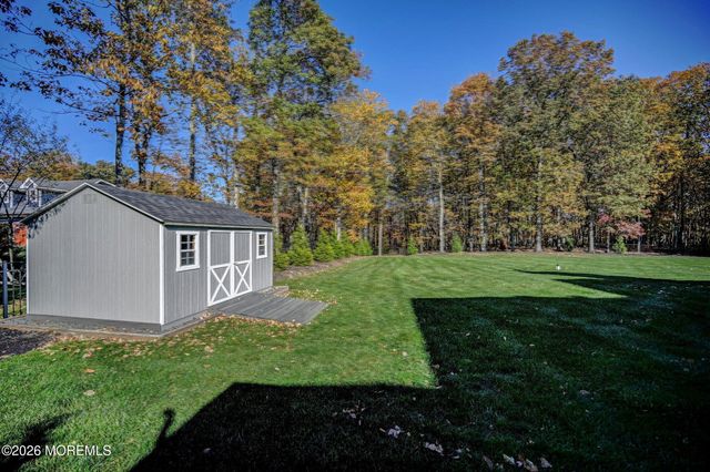 16 Molsbury Lane, Millstone, NJ 08510