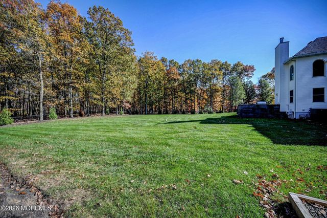16 Molsbury Lane, Millstone, NJ 08510