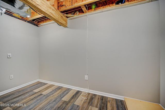 16 Molsbury Lane, Millstone, NJ 08510