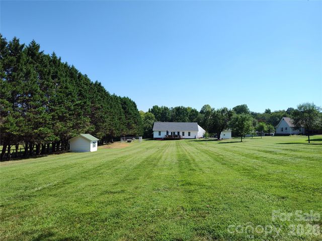 4005 Davis Road, Maiden, NC 28650