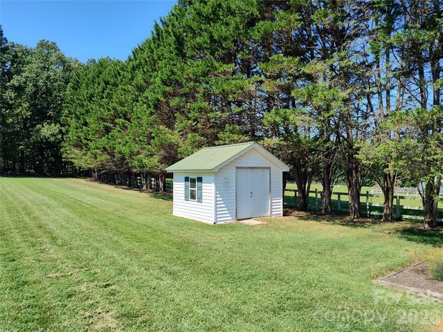 4005 Davis Road, Maiden, NC 28650