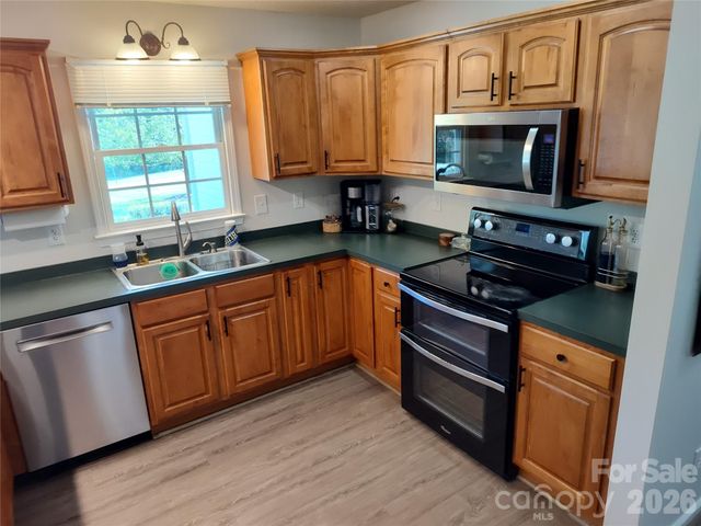 4005 Davis Road, Maiden, NC 28650