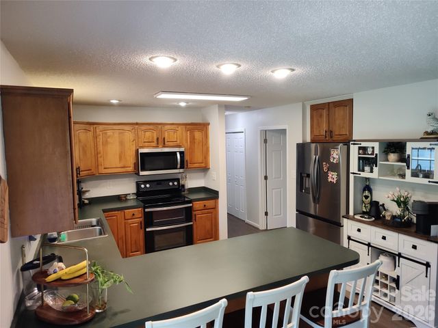 4005 Davis Road, Maiden, NC 28650