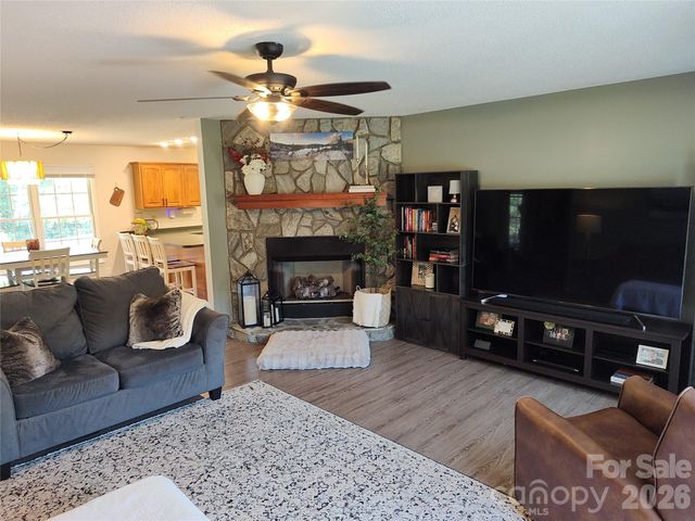 4005 Davis Road, Maiden, NC 28650