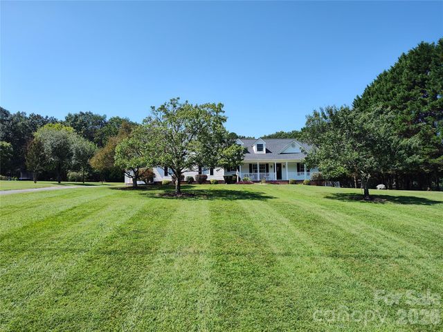 4005 Davis Road, Maiden, NC 28650