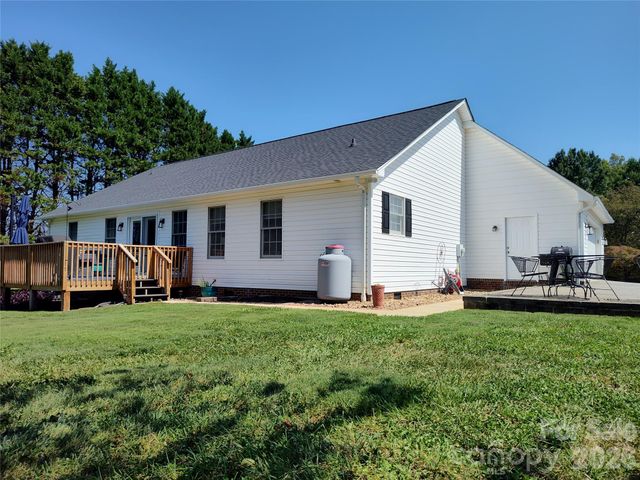 4005 Davis Road, Maiden, NC 28650