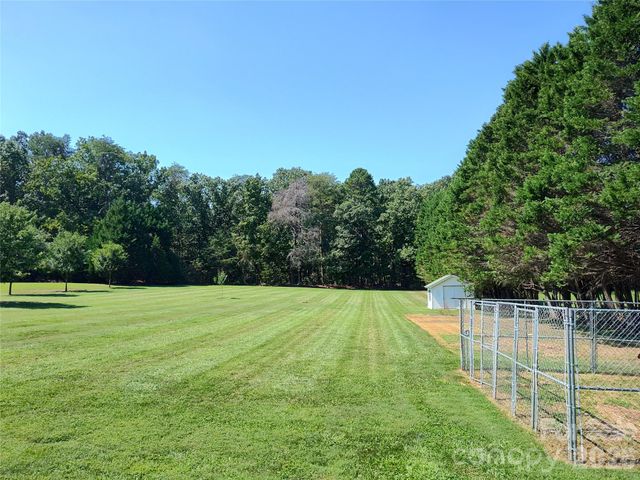 4005 Davis Road, Maiden, NC 28650