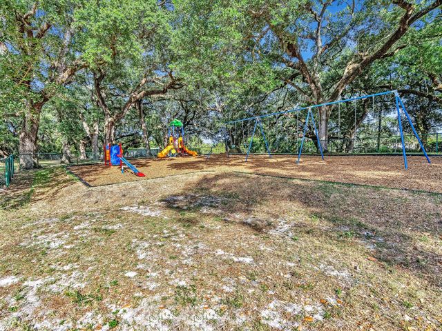 9470 Poinciana Place 303, Davie, FL 33324