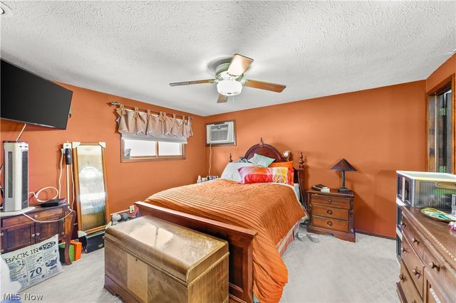 129 Hidden Tree Lane, Amherst, OH 44001