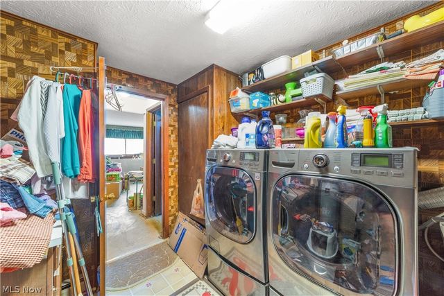 129 Hidden Tree Lane, Amherst, OH 44001