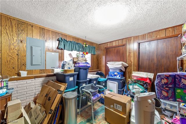 129 Hidden Tree Lane, Amherst, OH 44001