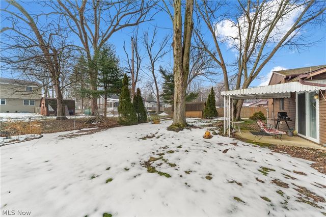 129 Hidden Tree Lane, Amherst, OH 44001