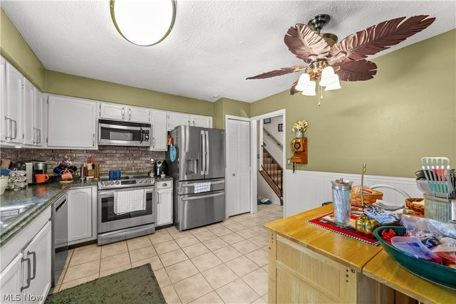 129 Hidden Tree Lane, Amherst, OH 44001