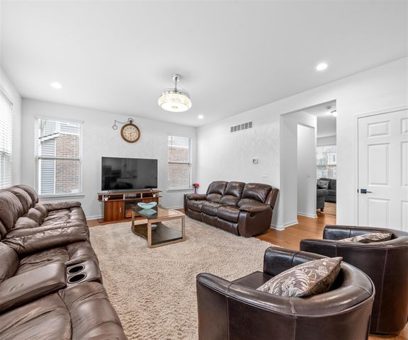 50782 Ross Street, Canton, MI 48187