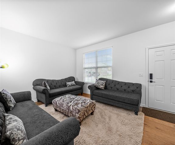 50782 Ross Street, Canton, MI 48187