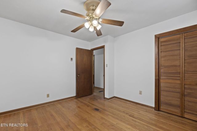 4502 York Rd, Knoxville, TN 37938