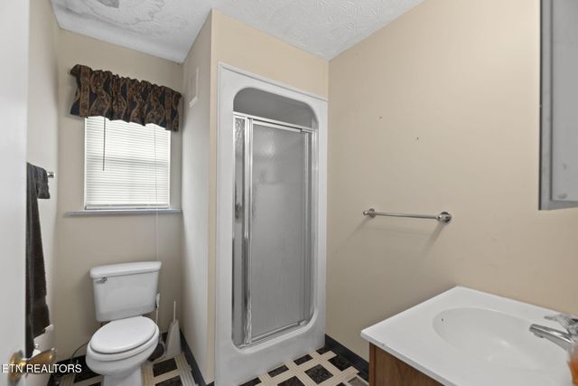 4502 York Rd, Knoxville, TN 37938