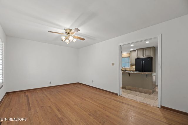 4502 York Rd, Knoxville, TN 37938