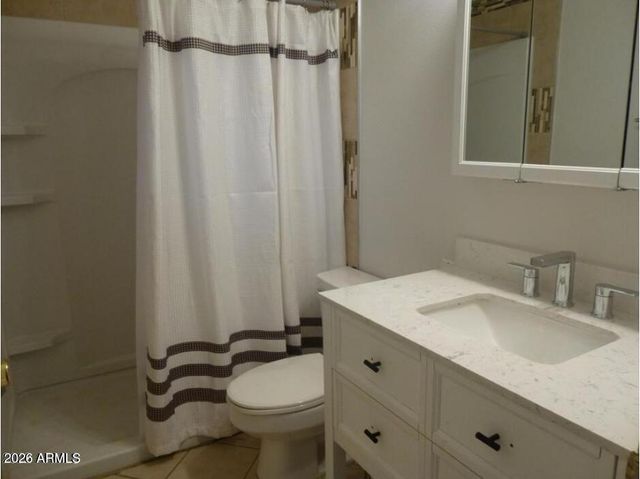 946 E LOMA VISTA Drive, Tempe, AZ 85282