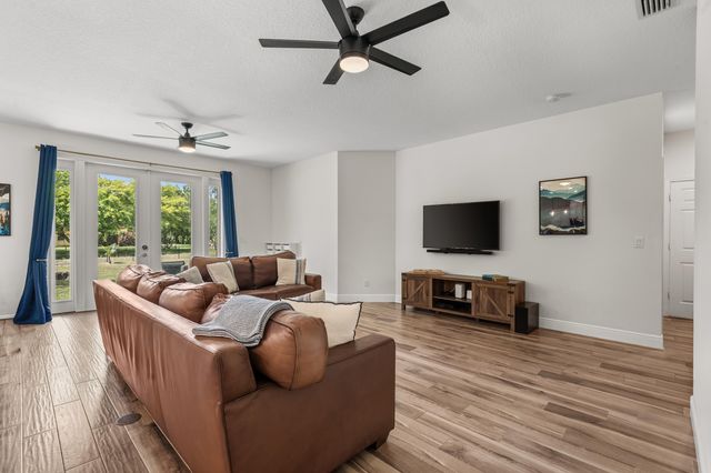 13398 N 57th Pl Place N, The Acreage, FL 33411