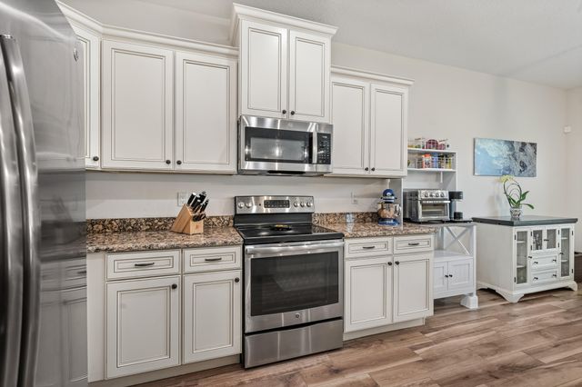 13398 N 57th Pl Place N, The Acreage, FL 33411