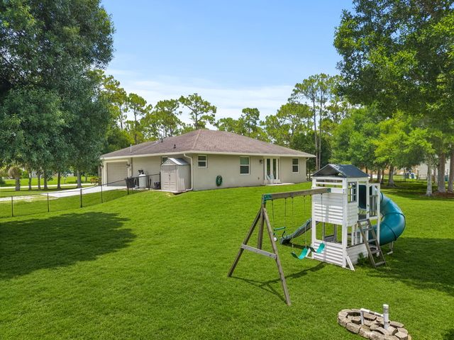 13398 N 57th Pl Place N, The Acreage, FL 33411