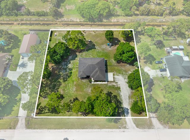 13398 N 57th Pl Place N, The Acreage, FL 33411