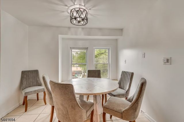 86 Pine Brook Rd, Lincoln Park Boro, NJ 07035