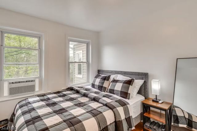 86 Pine Brook Rd, Lincoln Park Boro, NJ 07035