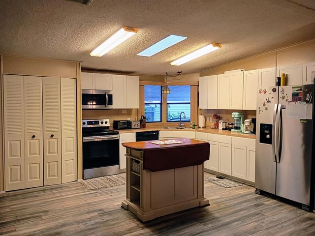 3353 Lake Overlook Place, Lantana, FL 33462