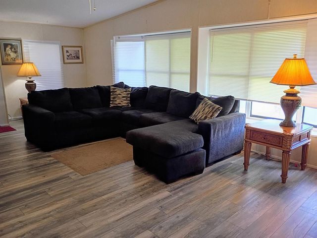 3353 Lake Overlook Place, Lantana, FL 33462