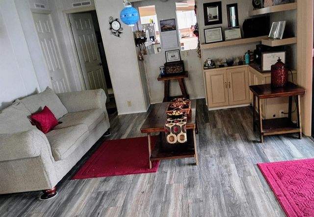 3353 Lake Overlook Place, Lantana, FL 33462