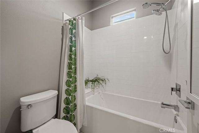 74516 Tesla Drive, Palm Desert, CA 92211