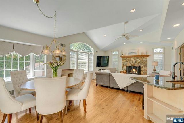31 Woodvale Road, Glen Rock, NJ 07452