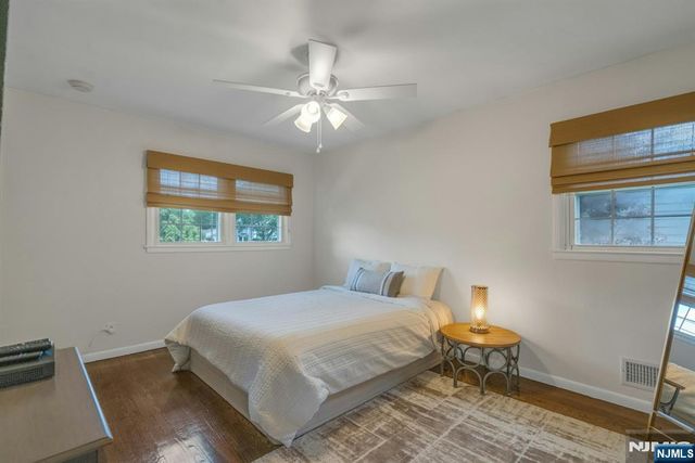 31 Woodvale Road, Glen Rock, NJ 07452