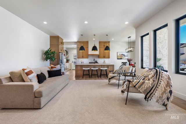 532 Canyon Falls, Twin Falls, ID 83301