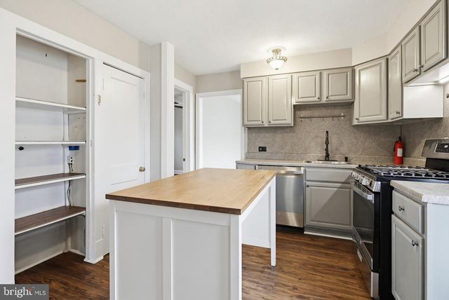 3021 ARIZONA AVE, Baltimore, MD 21234