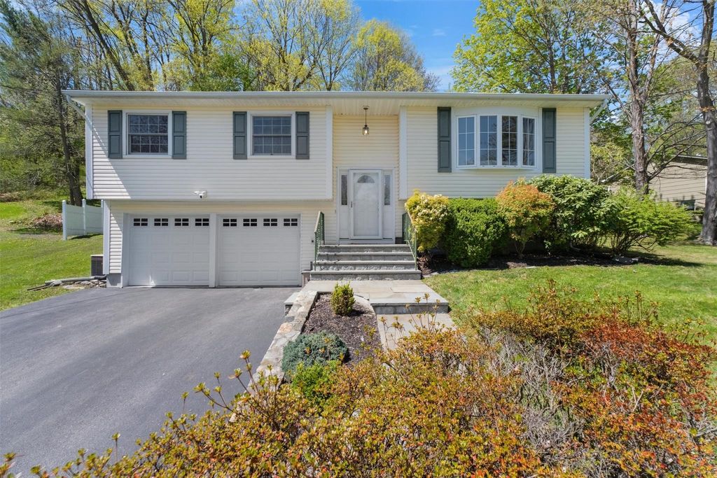 199 Weskora Road, Yorktown Heights, NY 10598