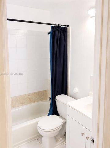 274 SW 9th St 1-3, Dania Beach, FL 33004