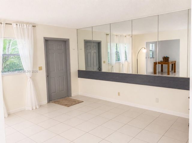 274 SW 9th St 1-3, Dania Beach, FL 33004