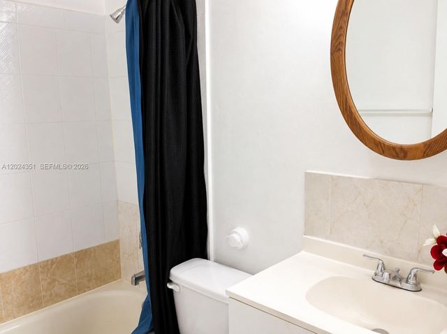274 SW 9th St 1-3, Dania Beach, FL 33004