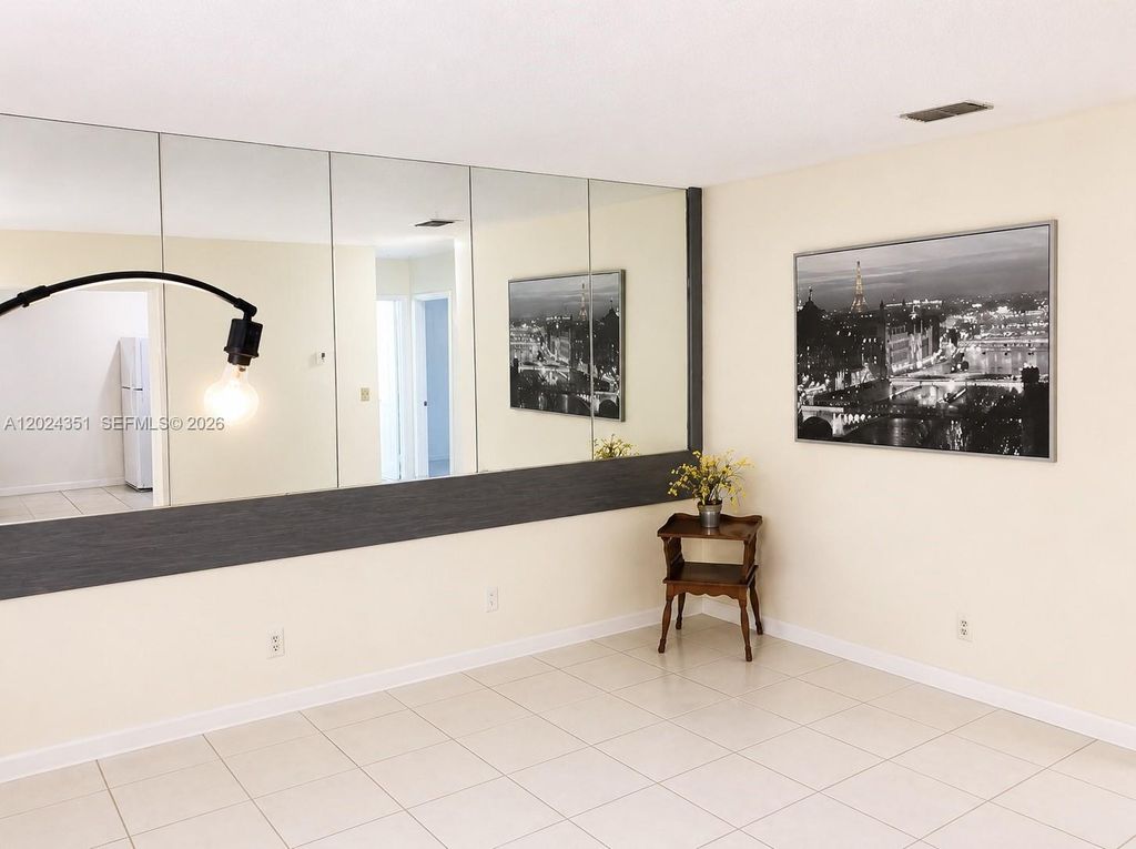 274 SW 9th St 1-3, Dania Beach, FL 33004