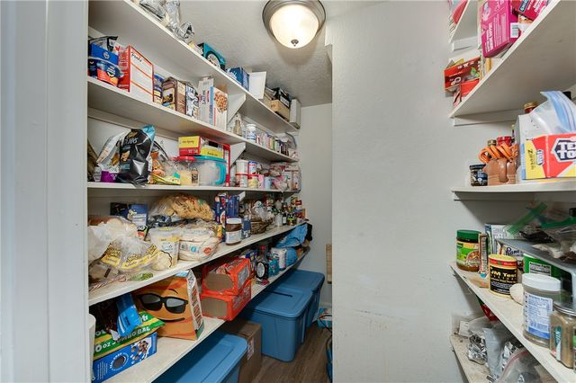 2018 Stubbs Drive, Bryan, TX 77807