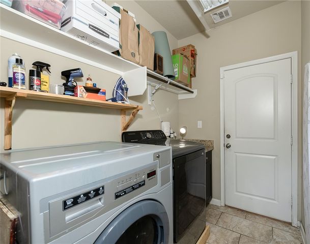 2018 Stubbs Drive, Bryan, TX 77807