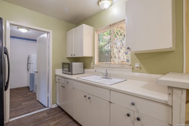 4135 BIG MEADOWS ST, San Antonio, TX 78230