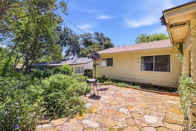 4135 BIG MEADOWS ST, San Antonio, TX 78230